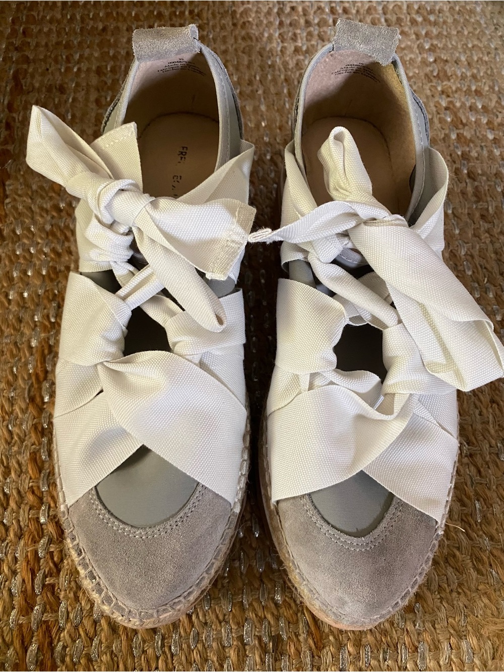 Free People Chapmin Espadrille Sneakers Oyster Combo Grey White Size 39 US 9 EUC